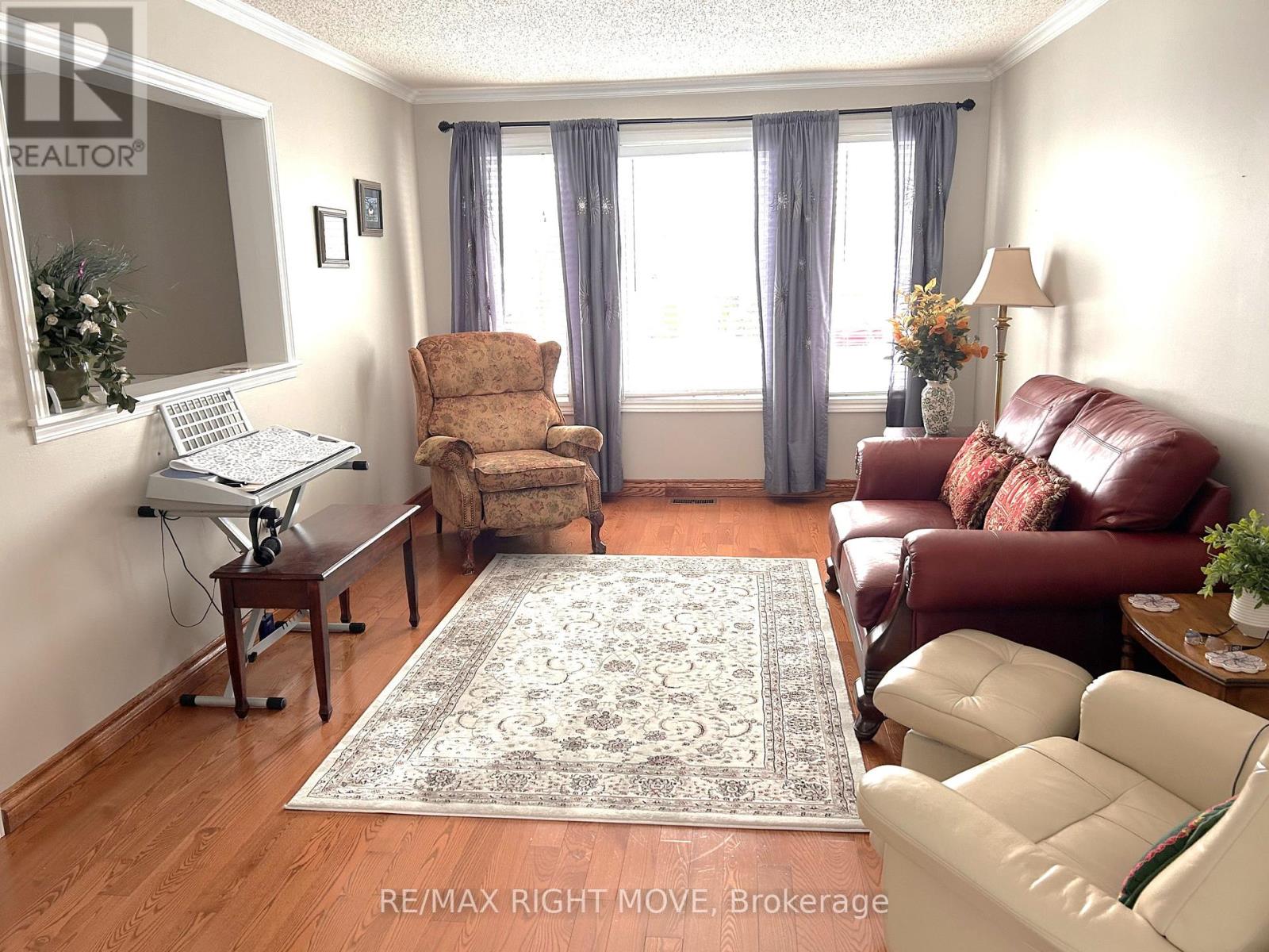 15 Watson Court Property Photo 9