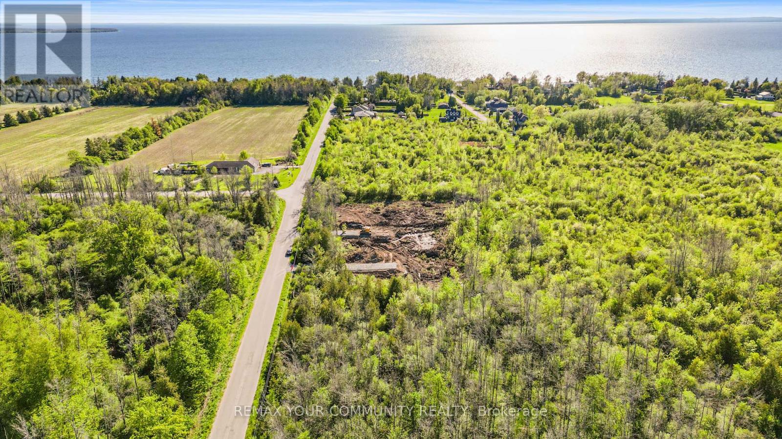 2860 Concession Road Property Photo 7