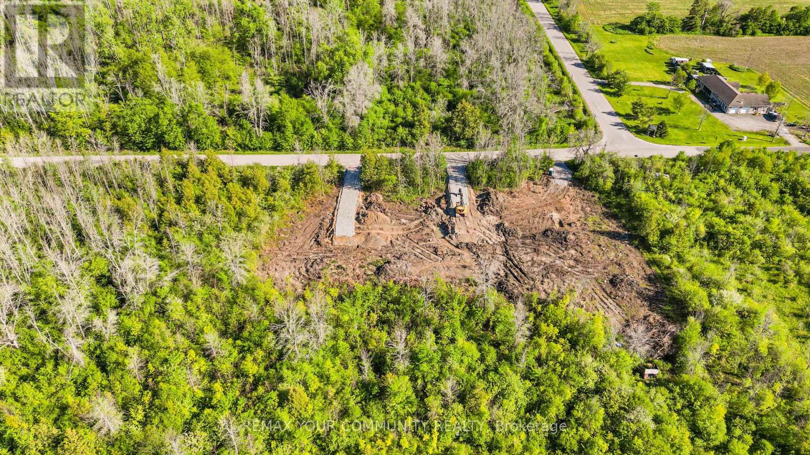 2860 Concession Road Property Photo 9