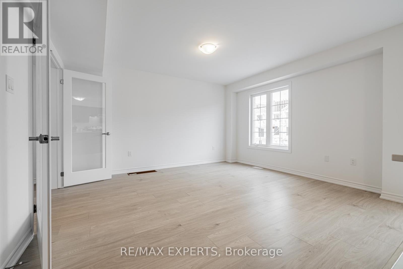 13 Silo Mews Property Photo 6