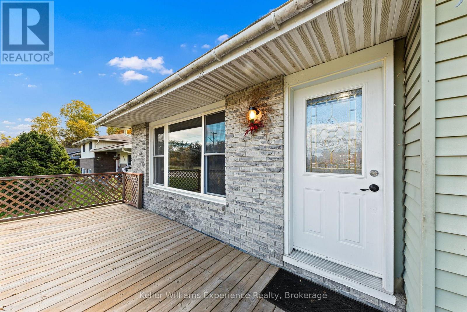 706 Simcoe Avenue Property Photo 5