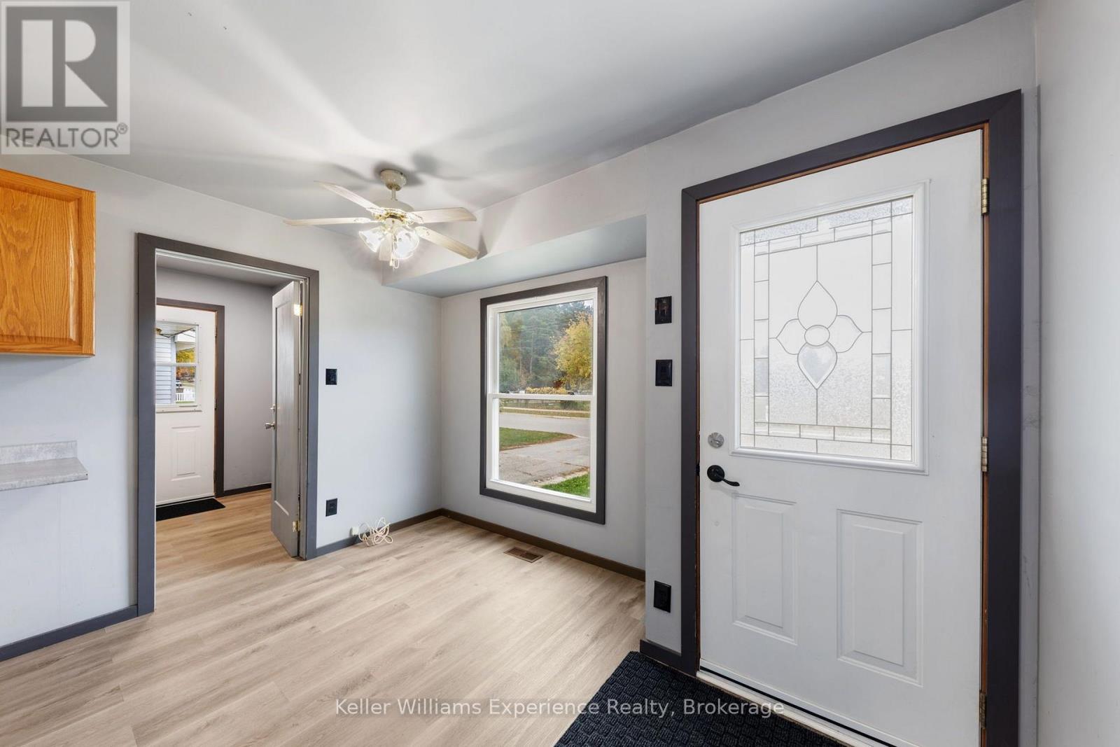 706 Simcoe Avenue Property Photo 6