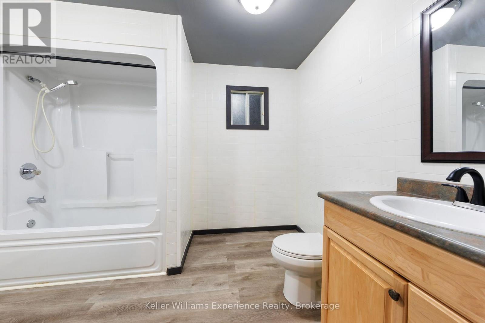 706 Simcoe Avenue Property Photo 20