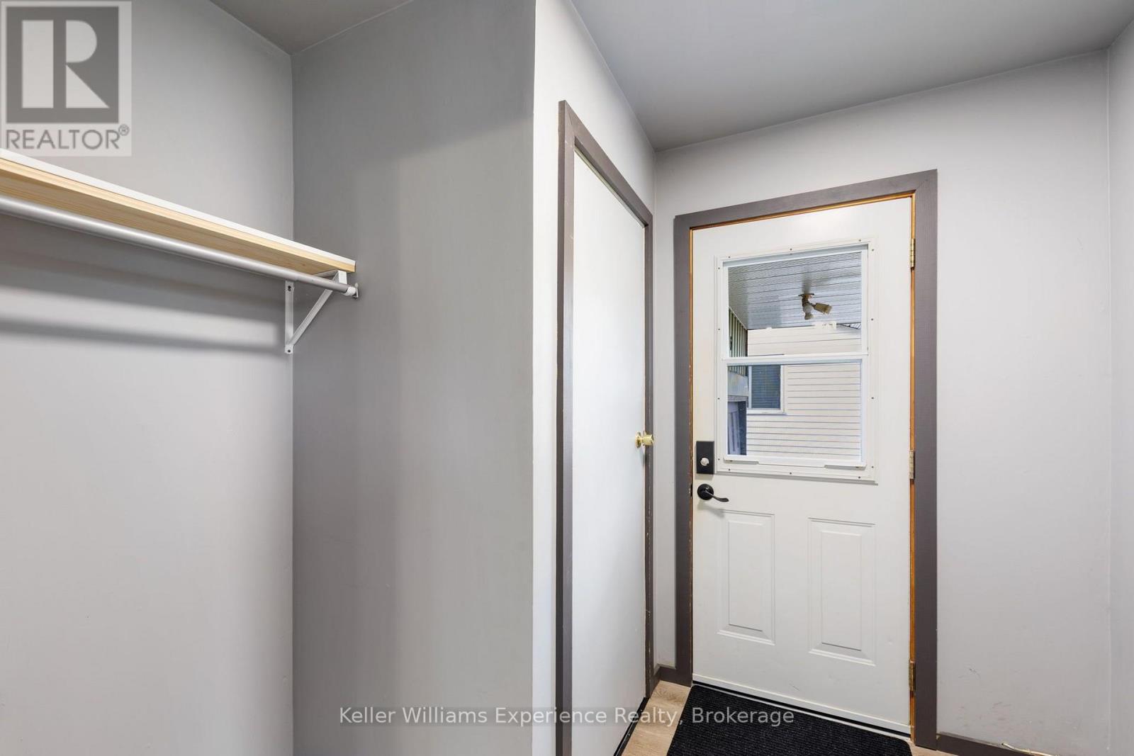 706 Simcoe Avenue Property Photo 23
