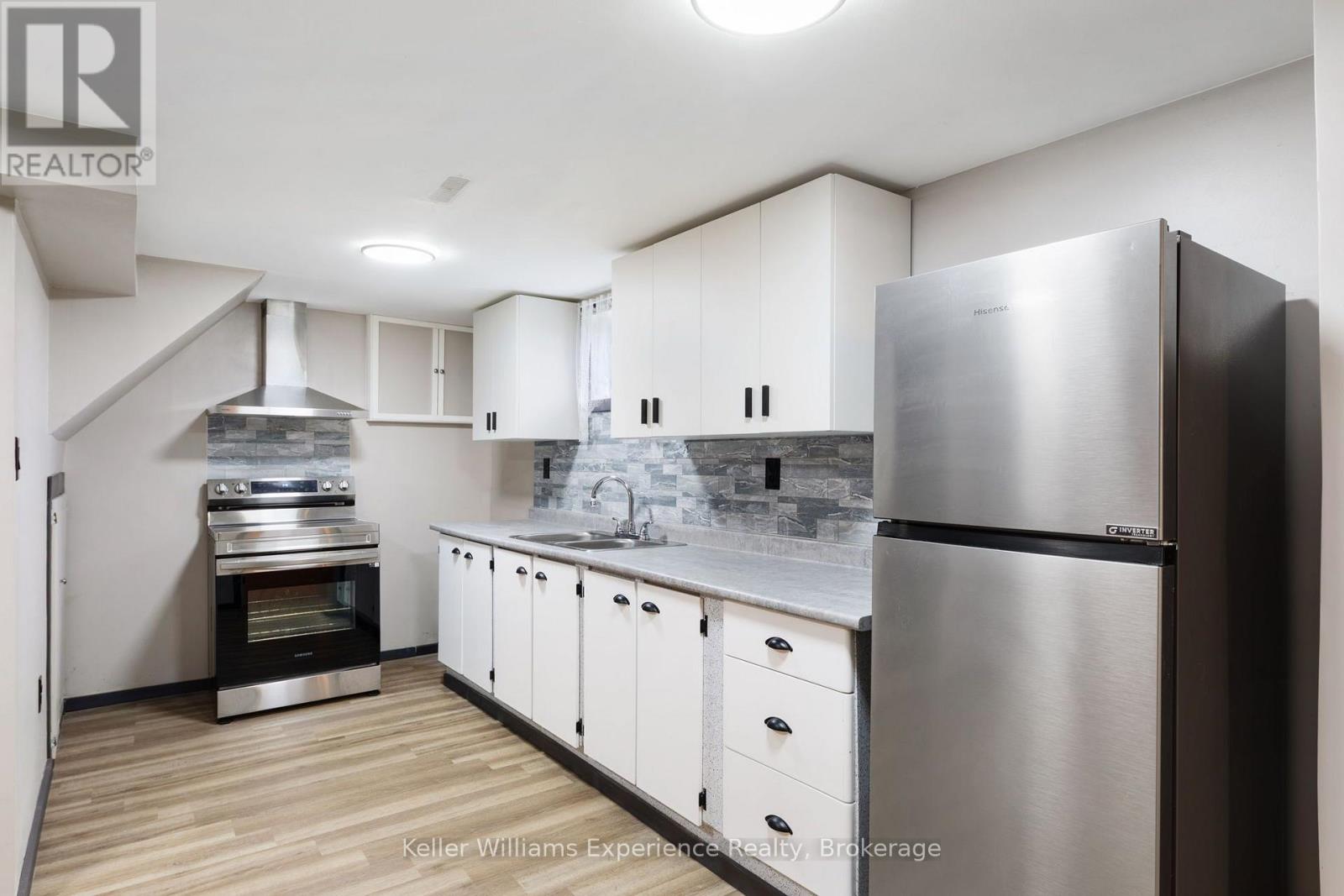 706 Simcoe Avenue Property Photo 26