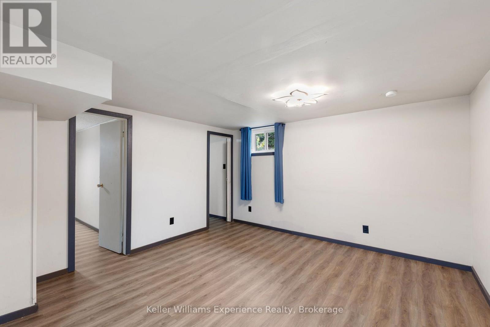 706 Simcoe Avenue Property Photo 27