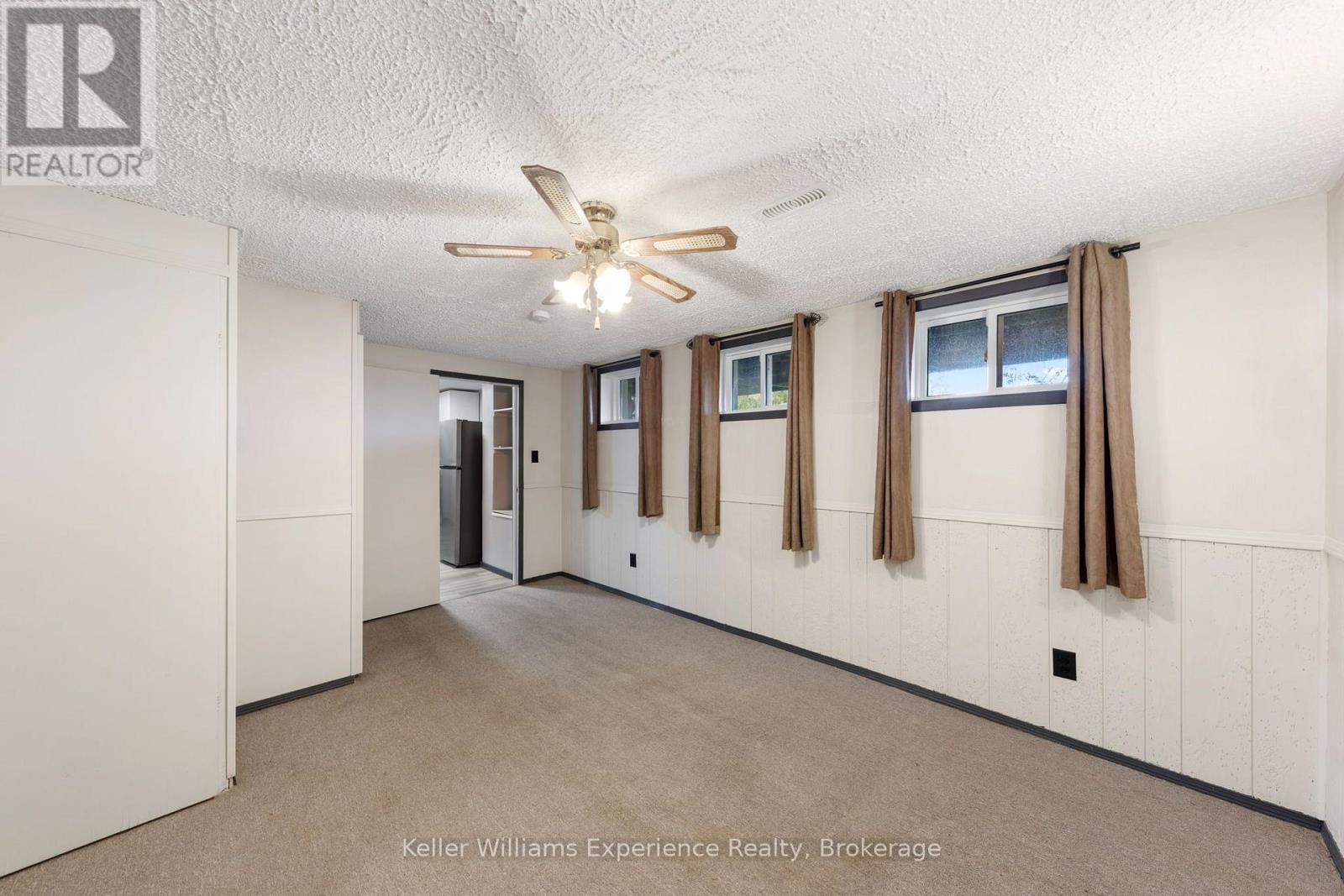 706 Simcoe Avenue Property Photo 32