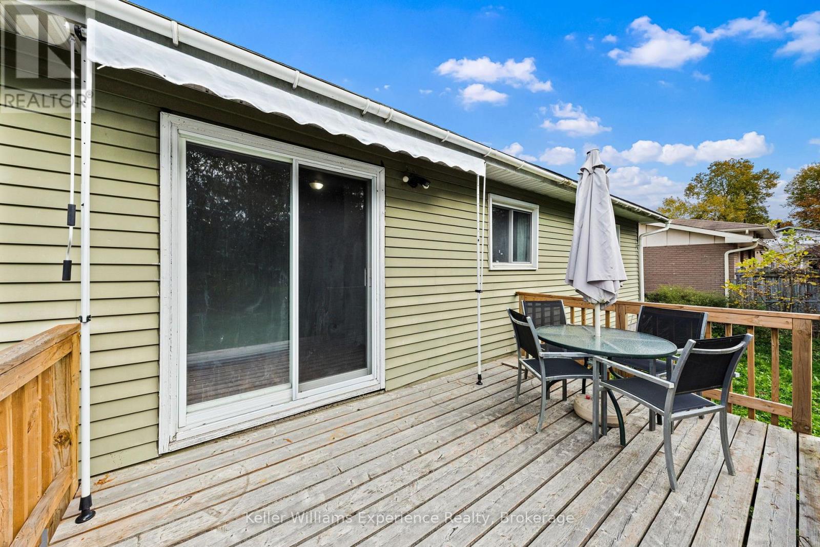 706 Simcoe Avenue Property Photo 40