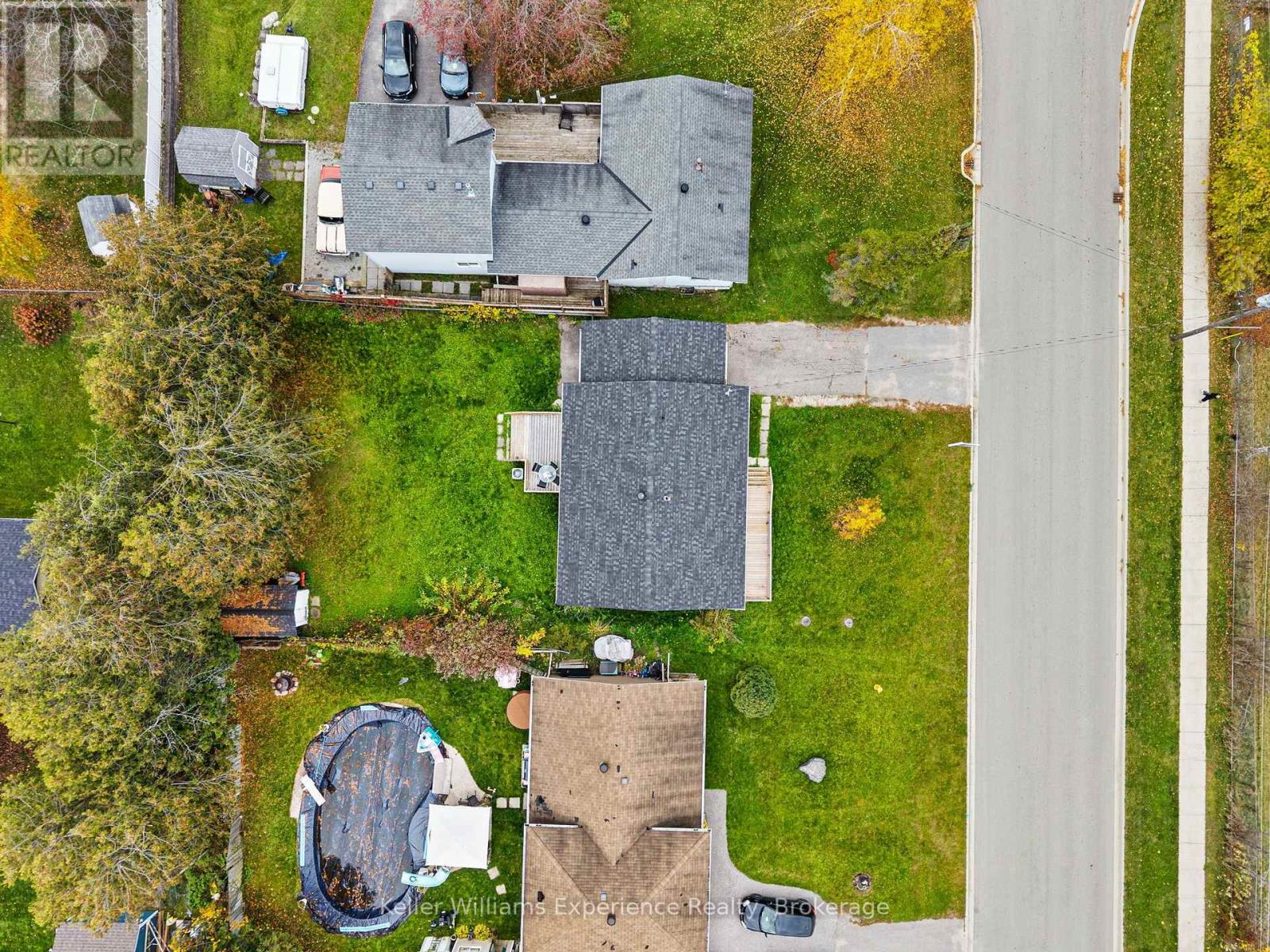 706 Simcoe Avenue Property Photo 47