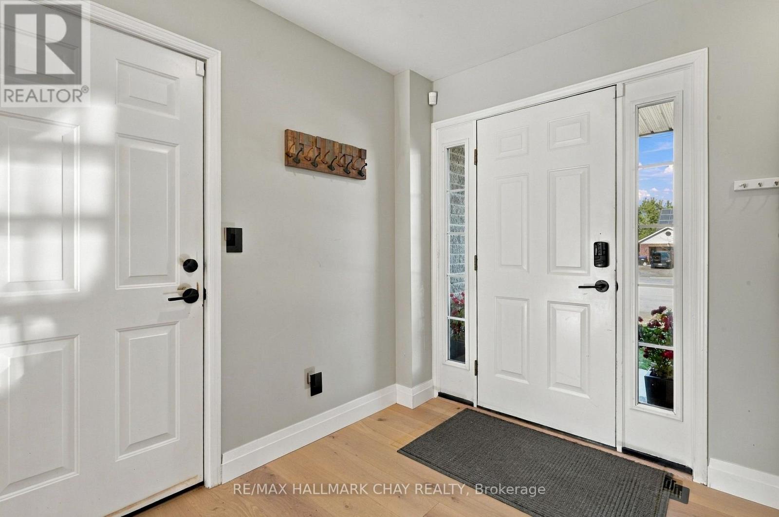 19 River Run Property Photo 6