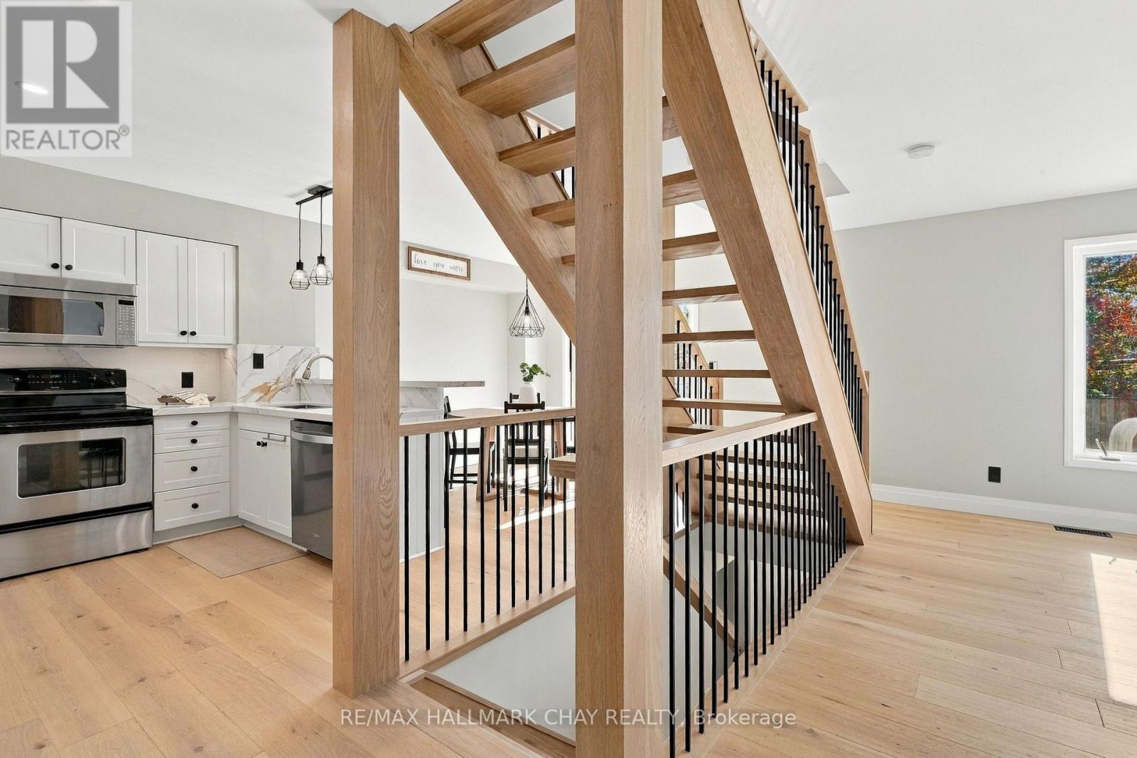 19 River Run Property Photo 9