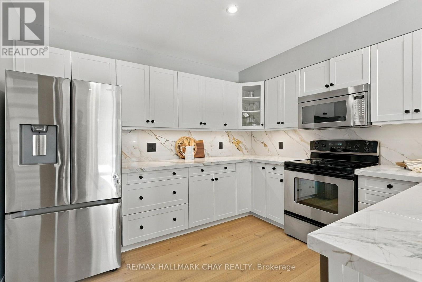 19 River Run Property Photo 11