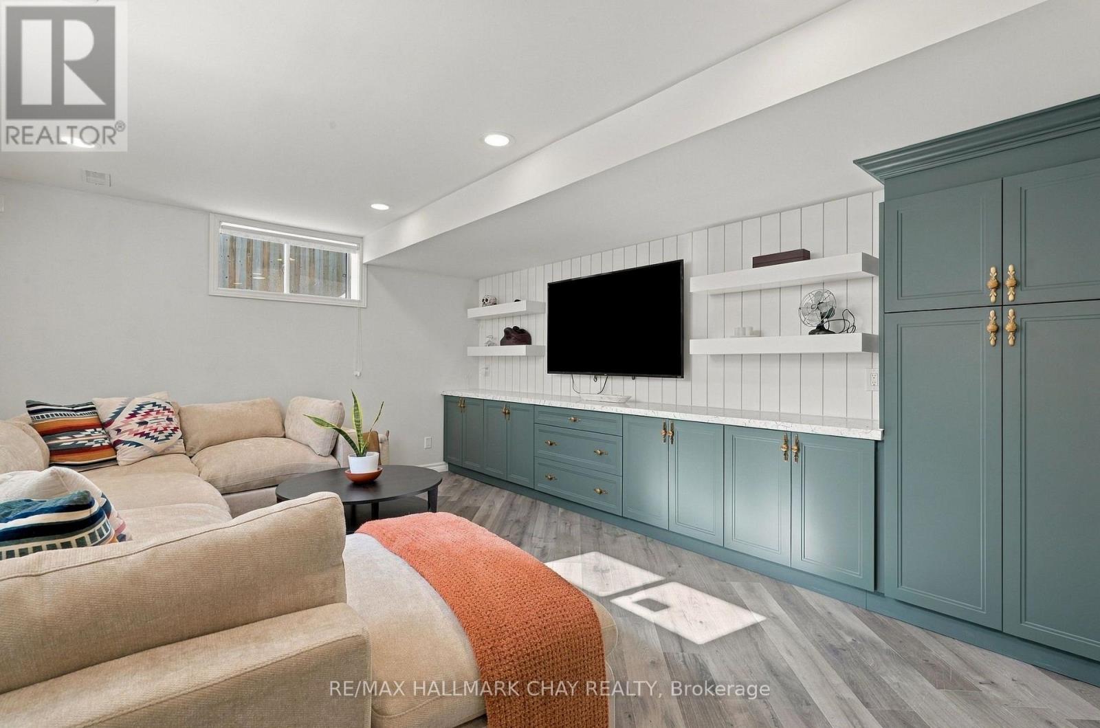 19 River Run Property Photo 36