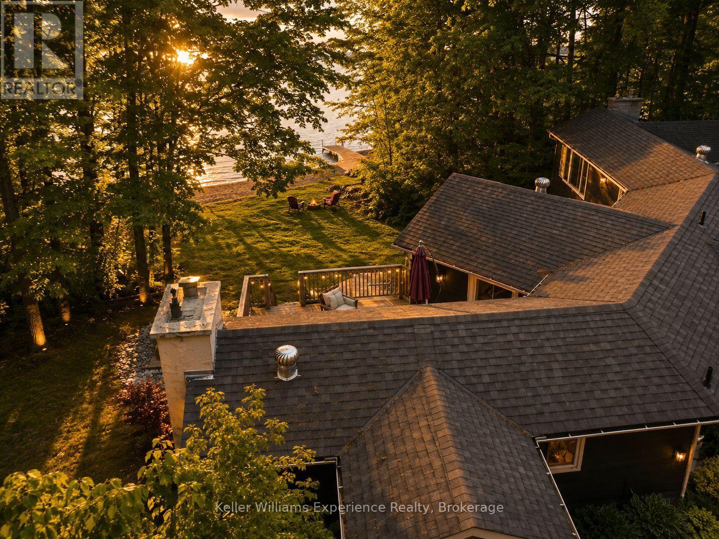 21 Lakeview Crescent Property Photo 2