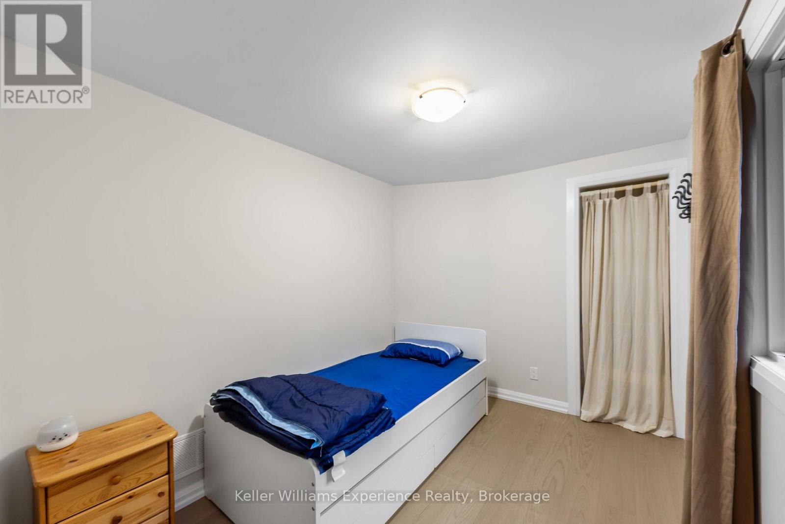 21 Lakeview Crescent Property Photo 23