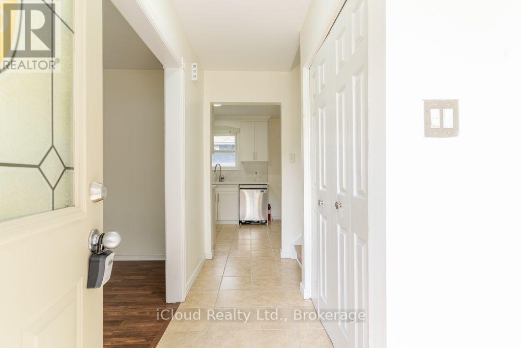 229 Cook Street Property Photo 4