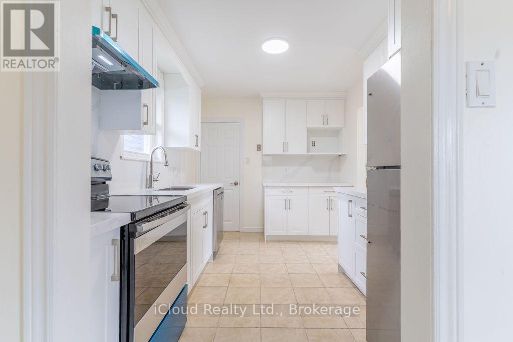 229 Cook Street Property Photo 8