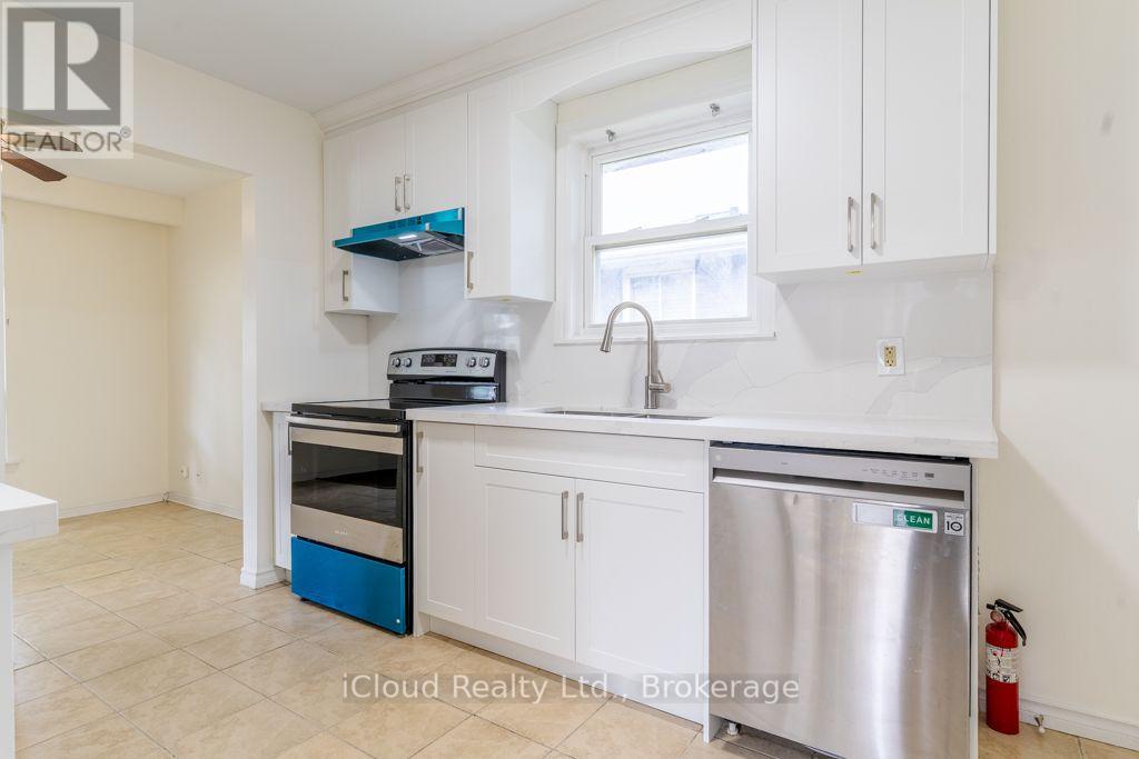 229 Cook Street Property Photo 9