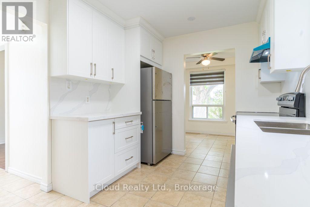 229 Cook Street Property Photo 11