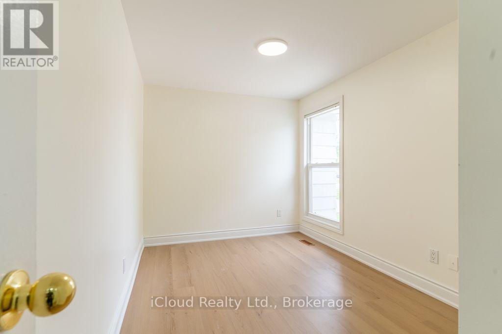 229 Cook Street Property Photo 13