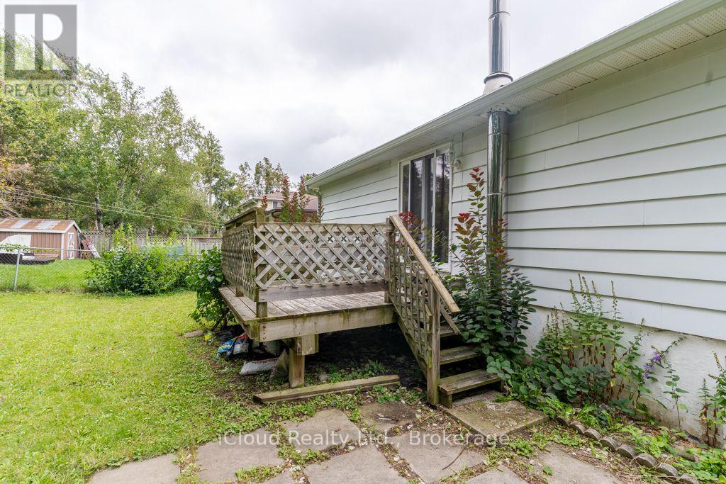 229 Cook Street Property Photo 22