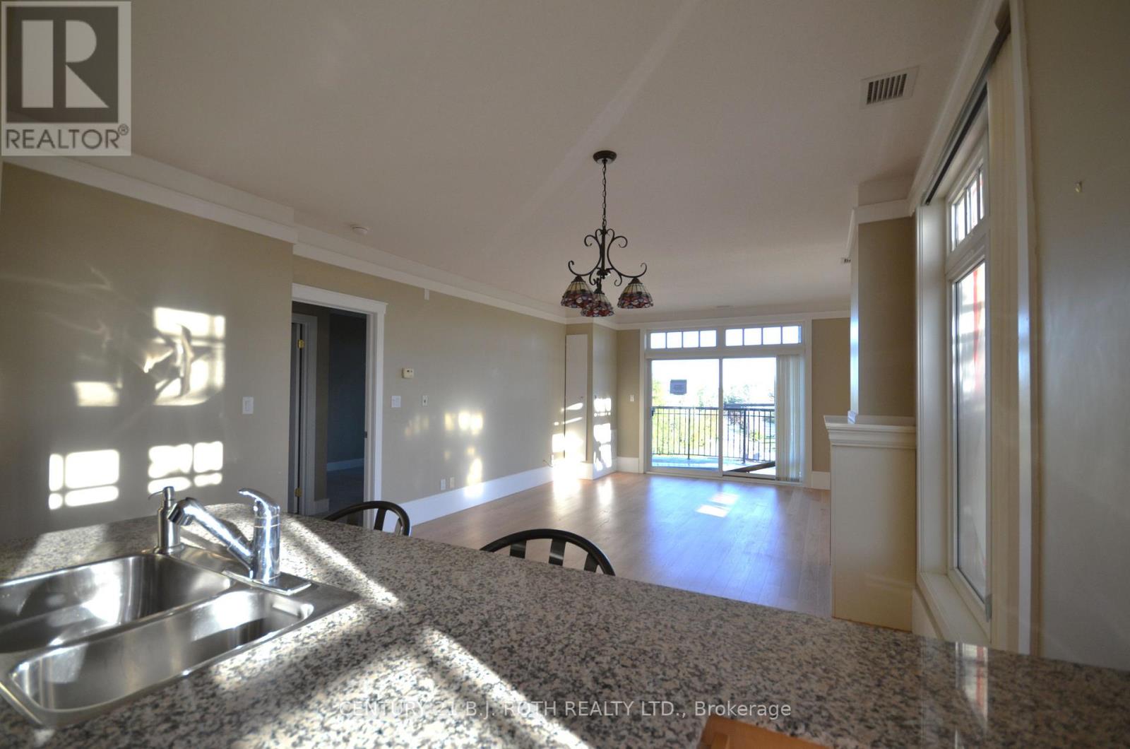 311 - 140 Cedar Island Road Property Photo 9