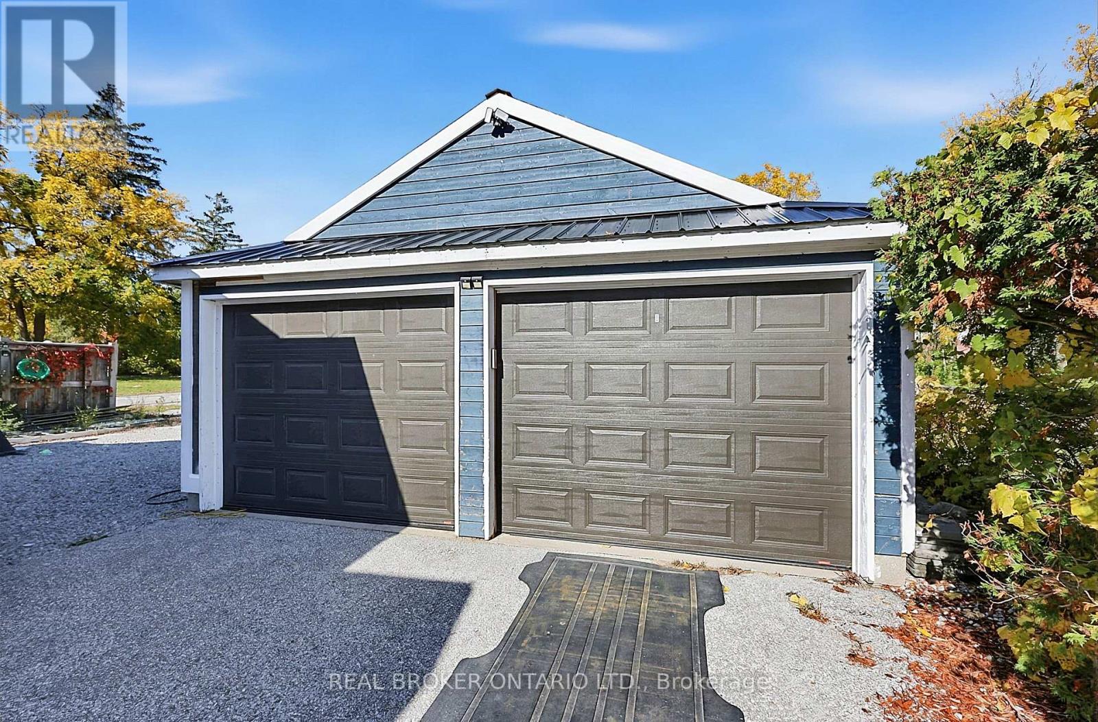 42 Donald Street Property Photo 4