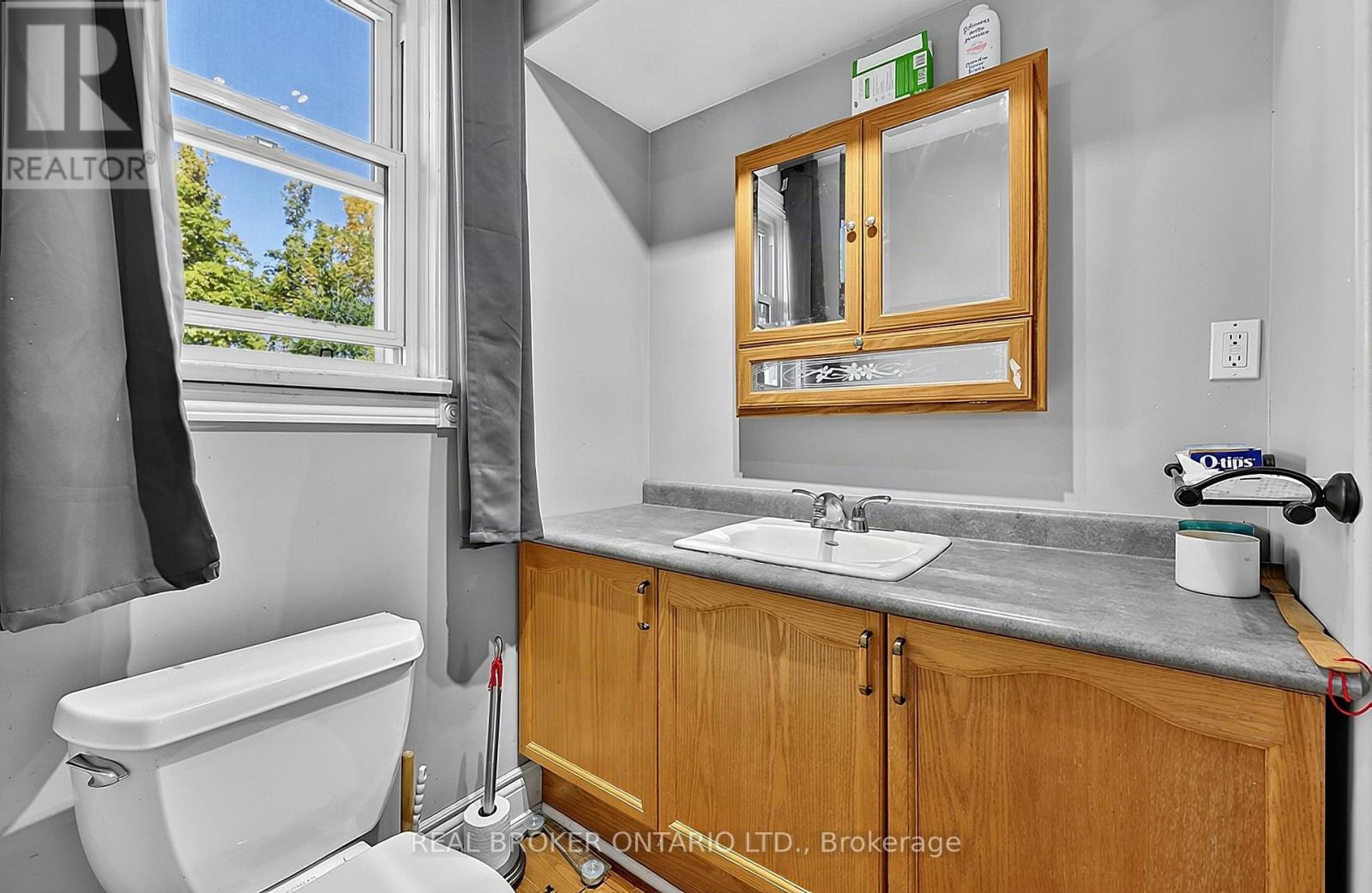 42 Donald Street Property Photo 13