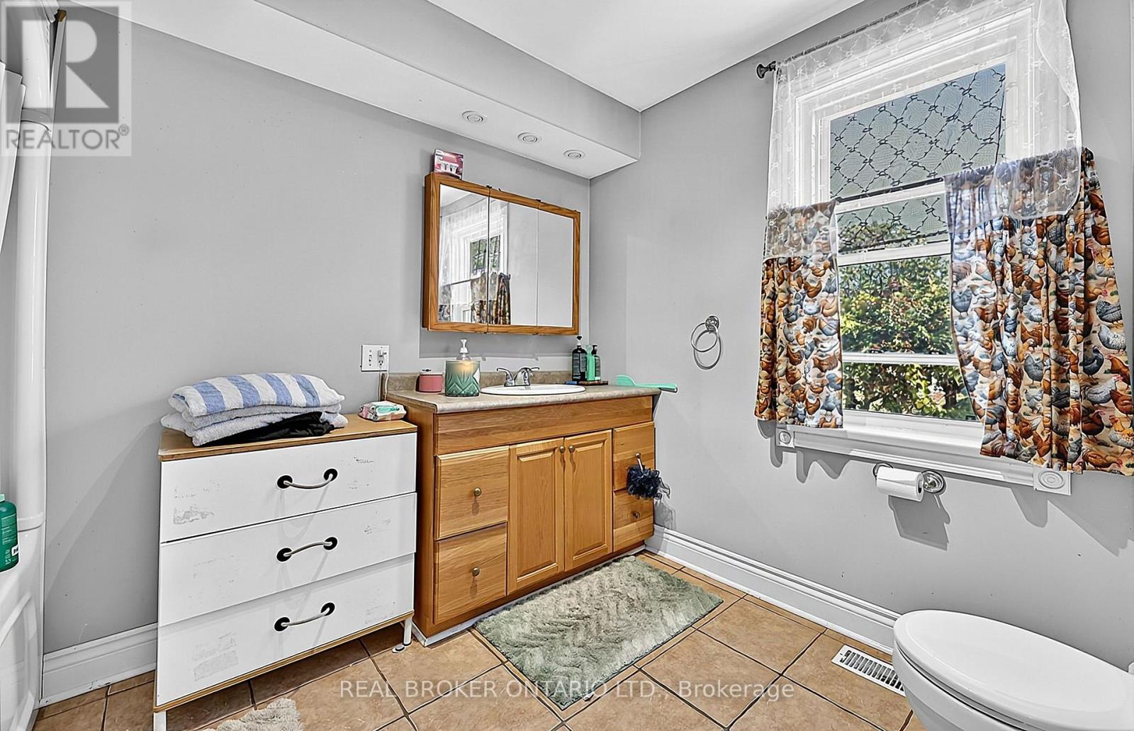42 Donald Street Property Photo 14