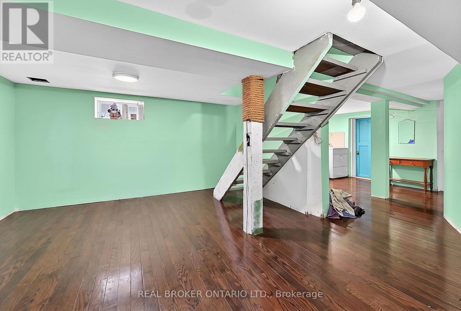 42 Donald Street Property Photo 19