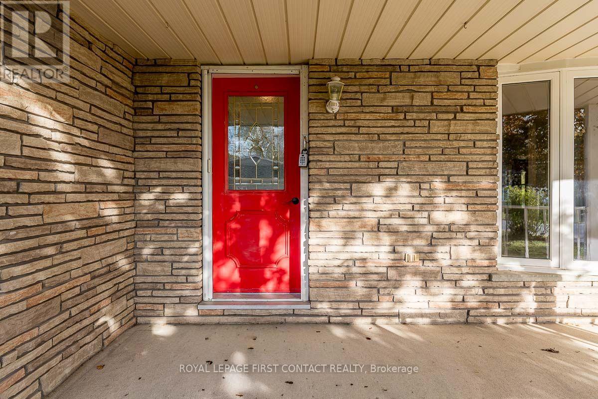 224 Christopher Street Property Photo 4
