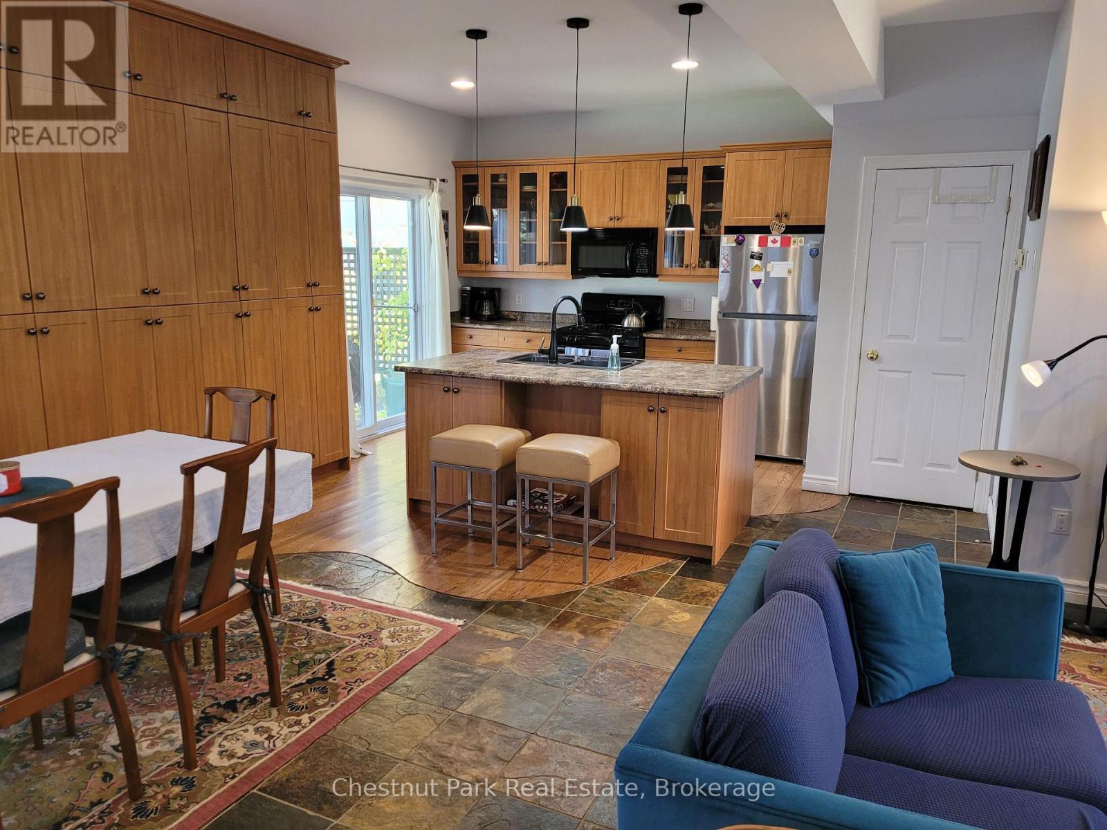 21 47th Street N Property Photo 7