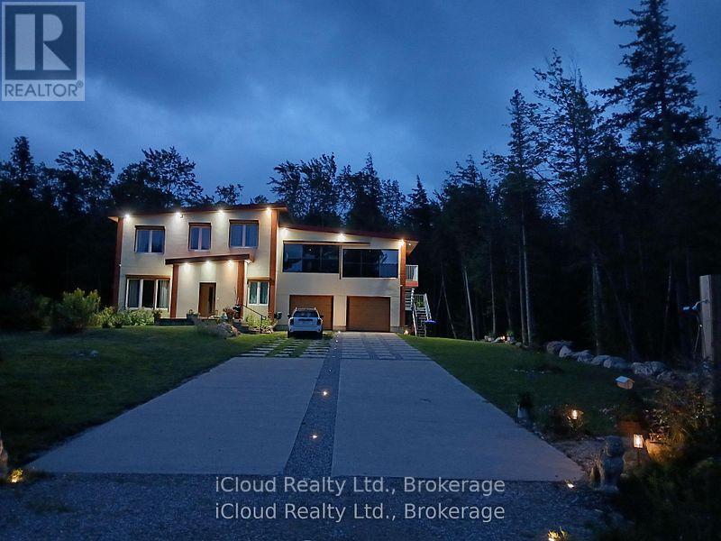 2216 Champlain Road Property Photo 2