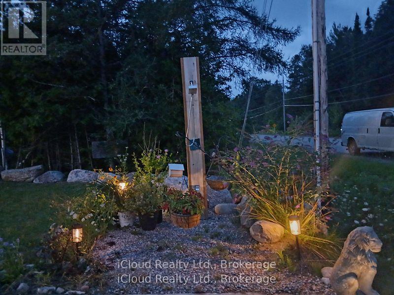 2216 Champlain Road Property Photo 42