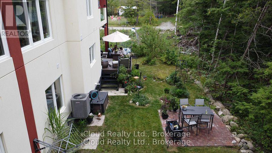 2216 Champlain Road Property Photo 45