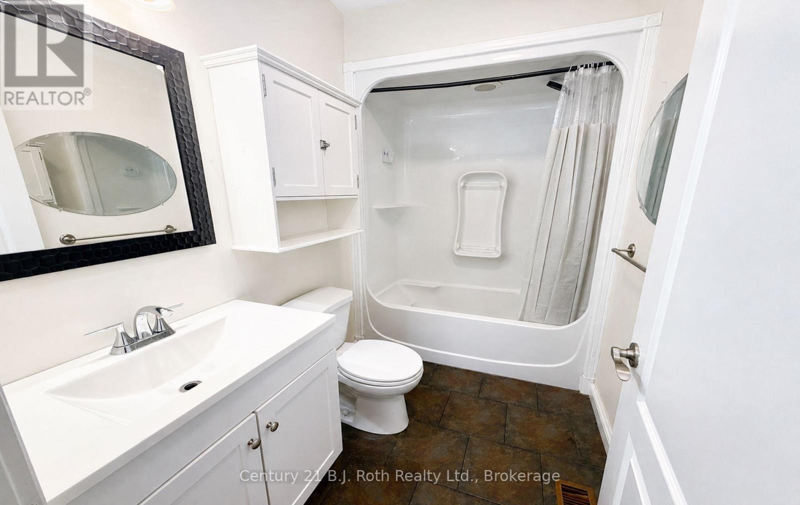 100 Cameron Street Property Photo 6