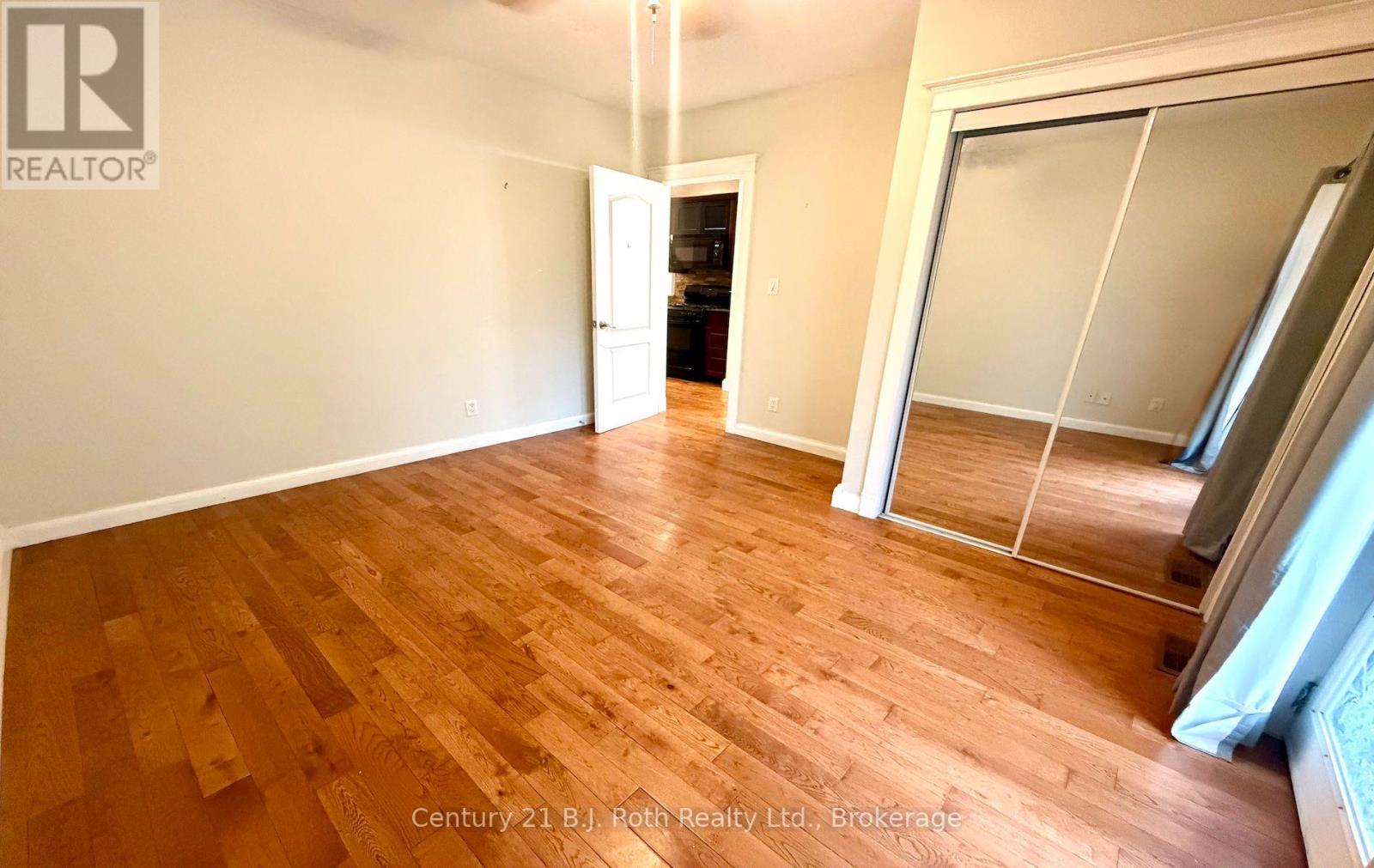 100 Cameron Street Property Photo 9