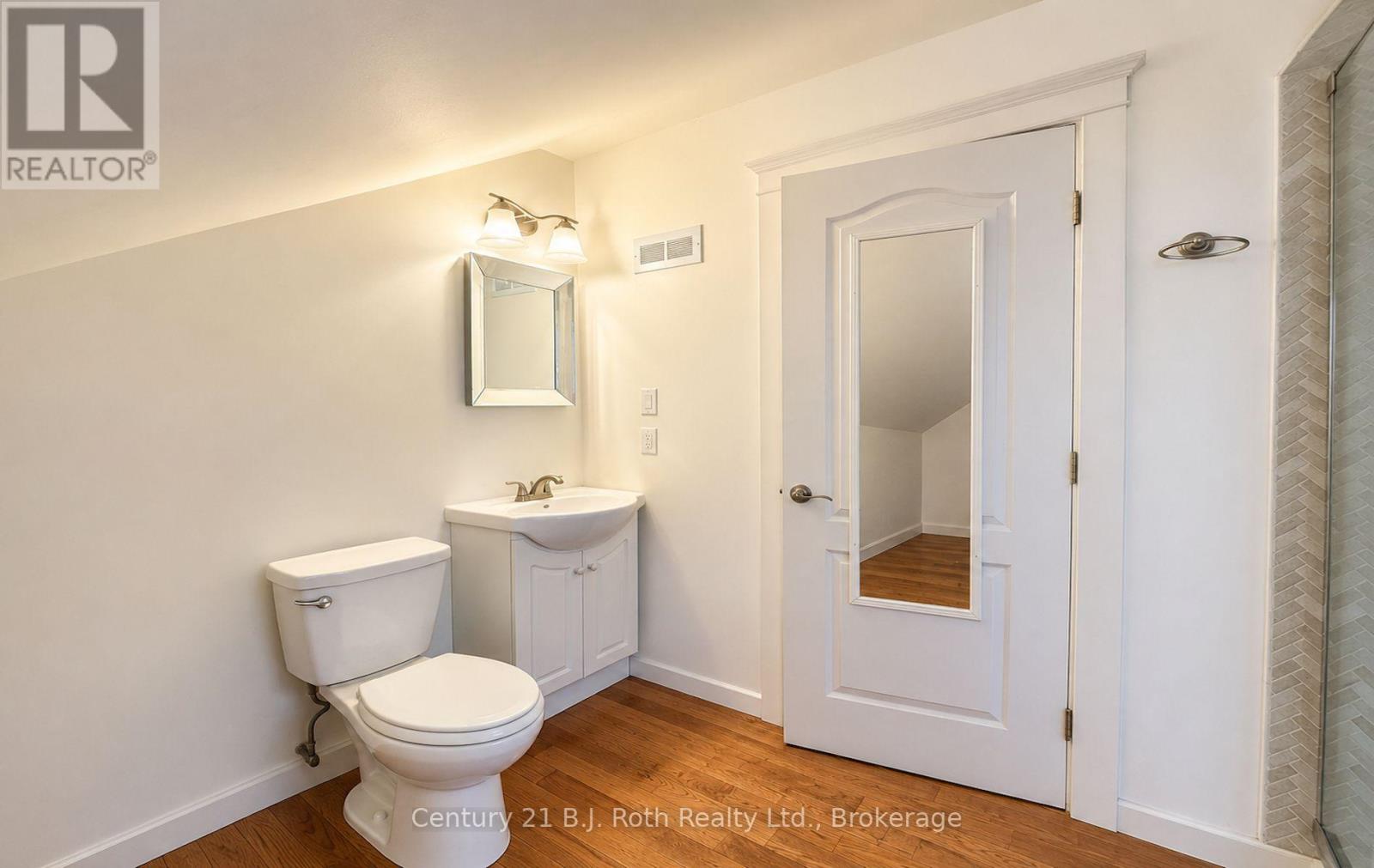 100 Cameron Street Property Photo 21