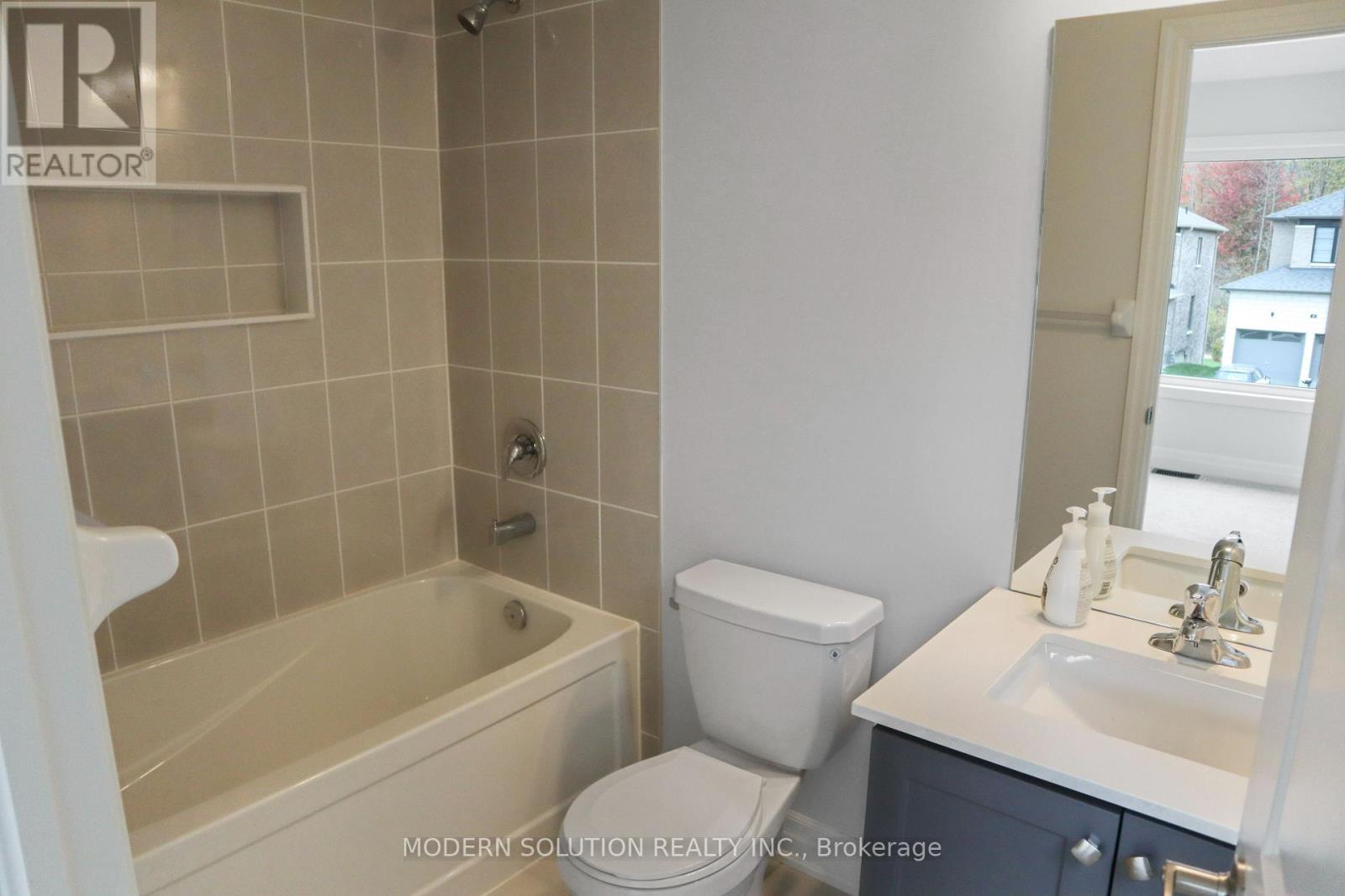 58 Del Ray Crescent Property Photo 10