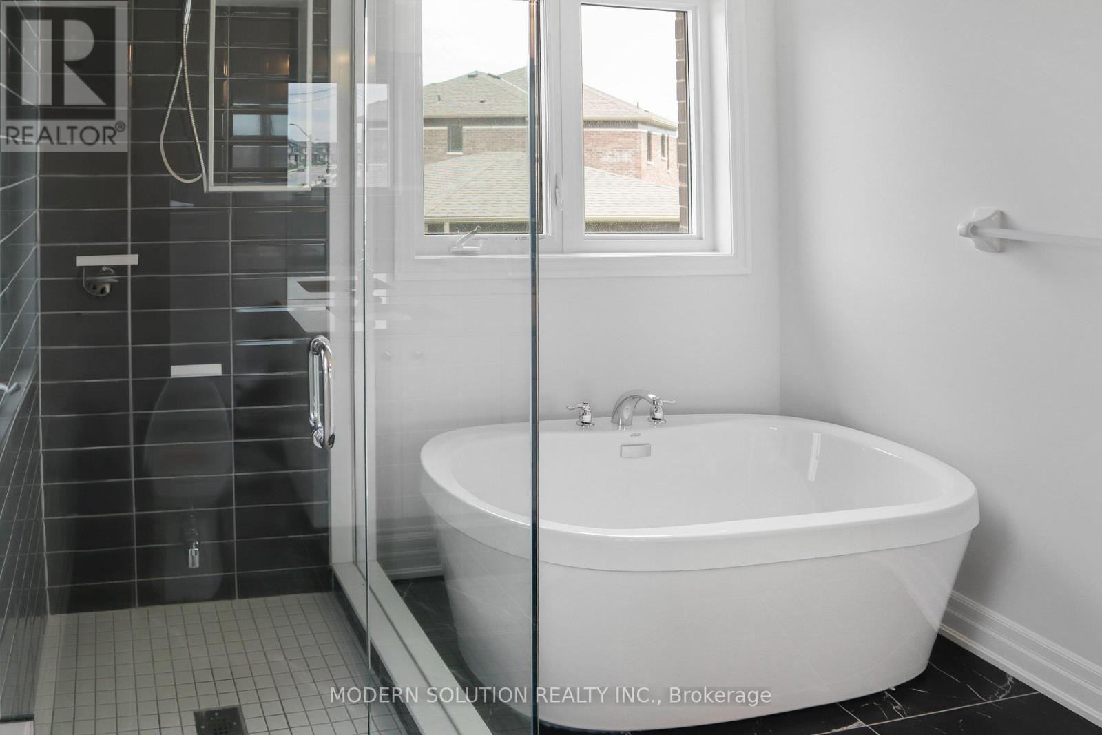 58 Del Ray Crescent Property Photo 15