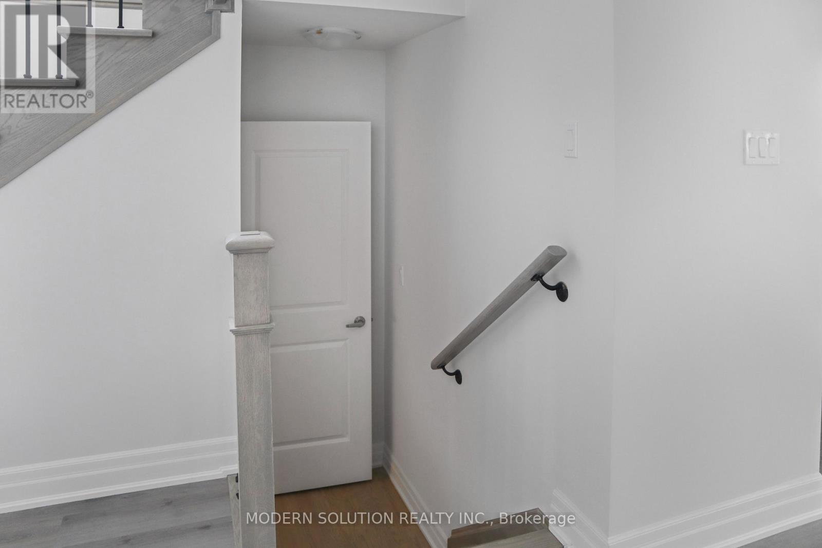 58 Del Ray Crescent Property Photo 18