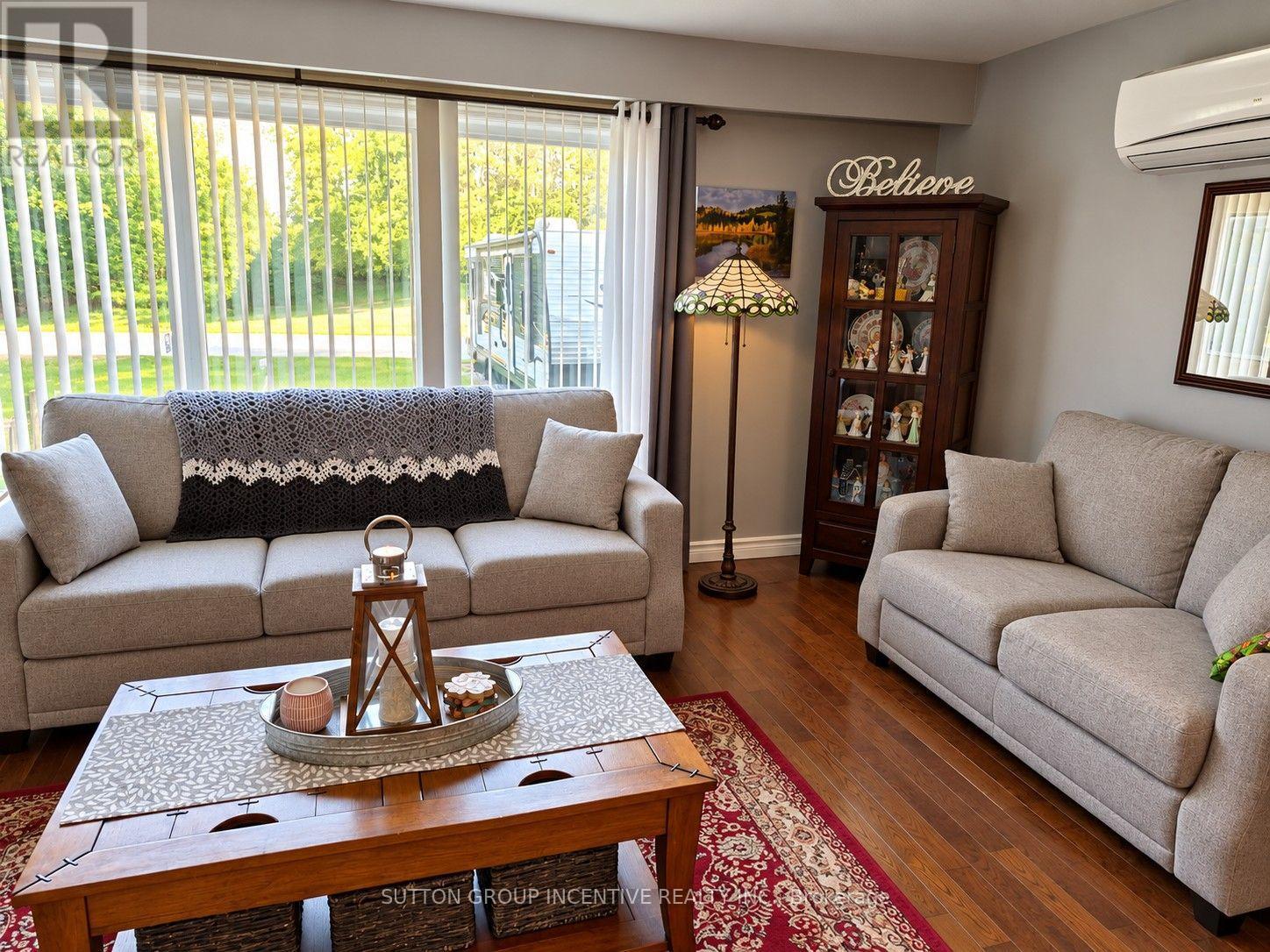 28 Melville Street Property Photo 7