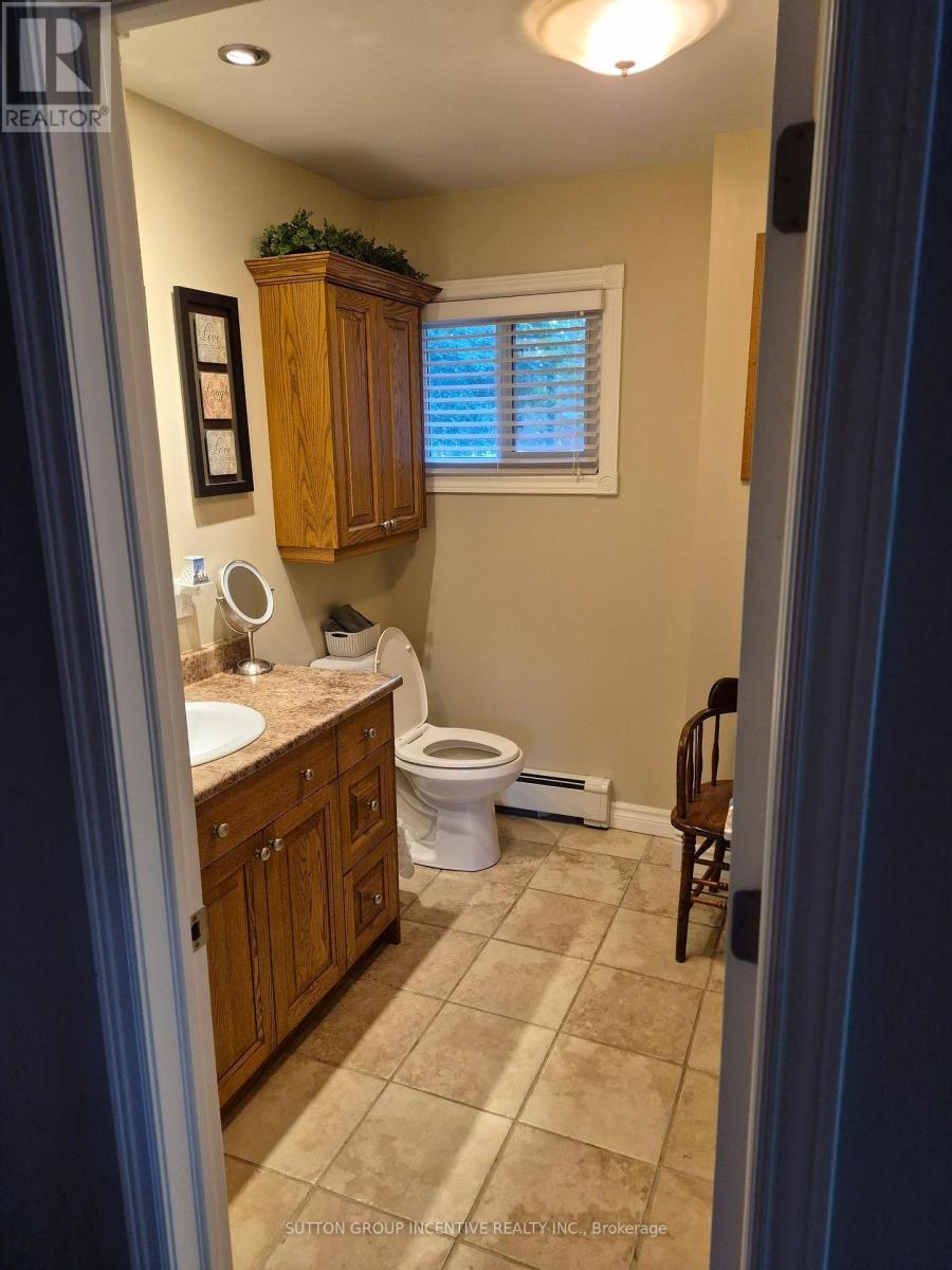 28 Melville Street Property Photo 16
