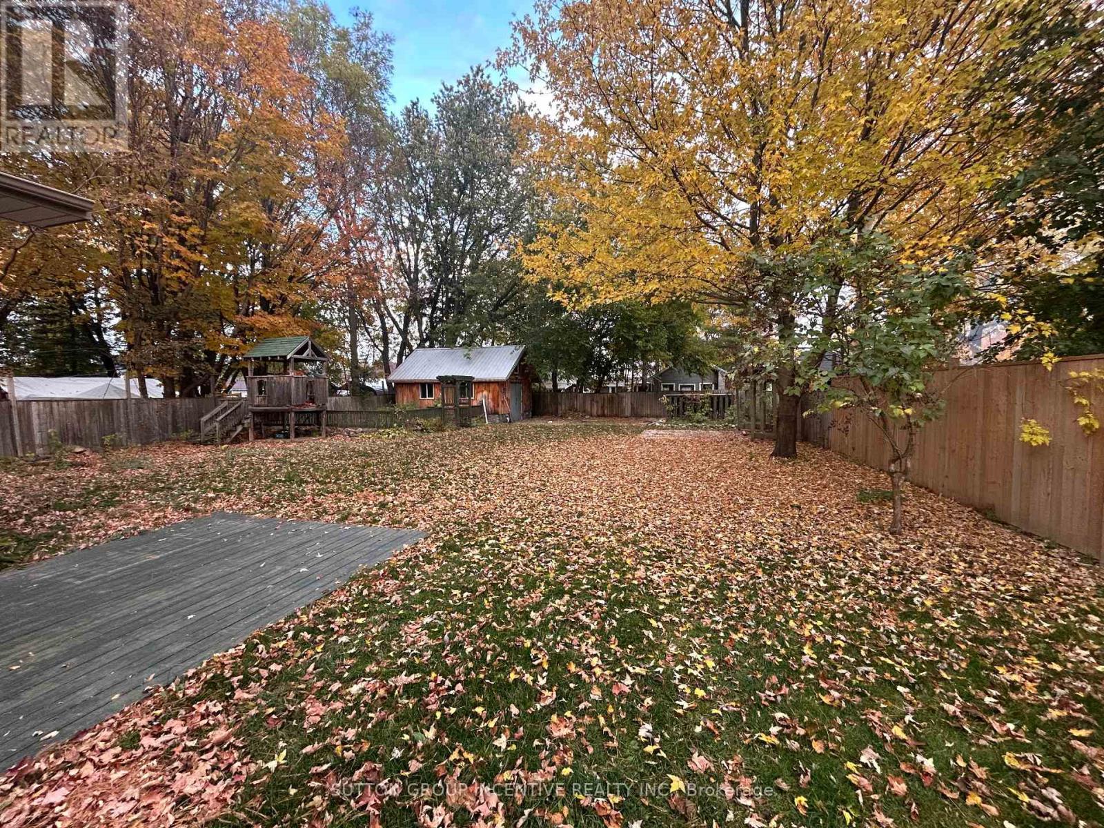 28 Melville Street Property Photo 33