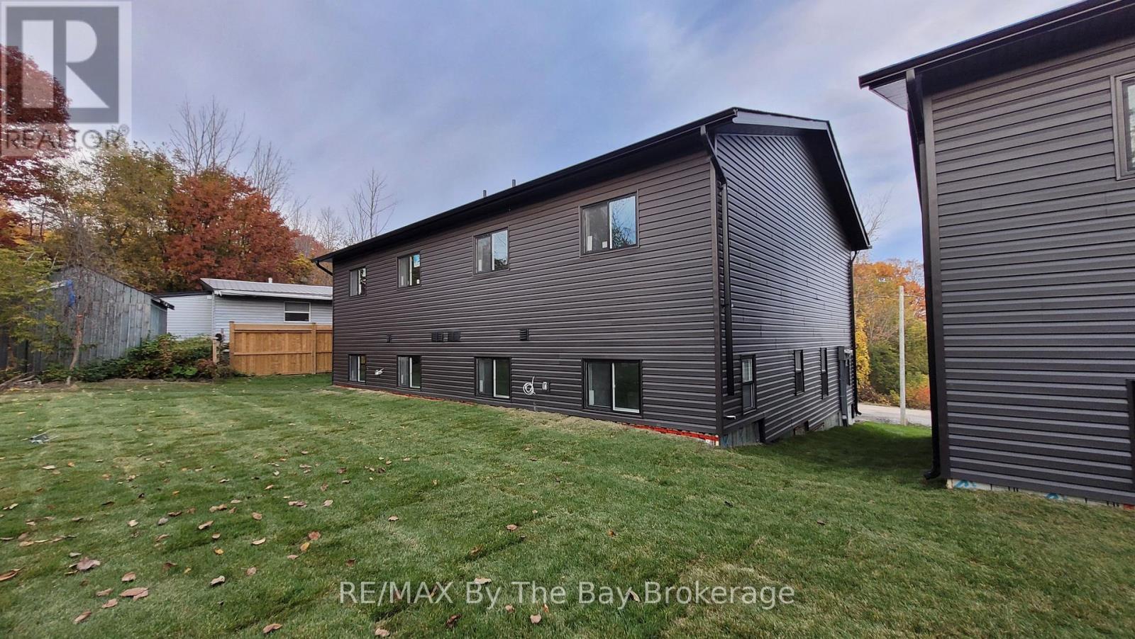 #1 - 436 5th Avenue Property Photo 2
