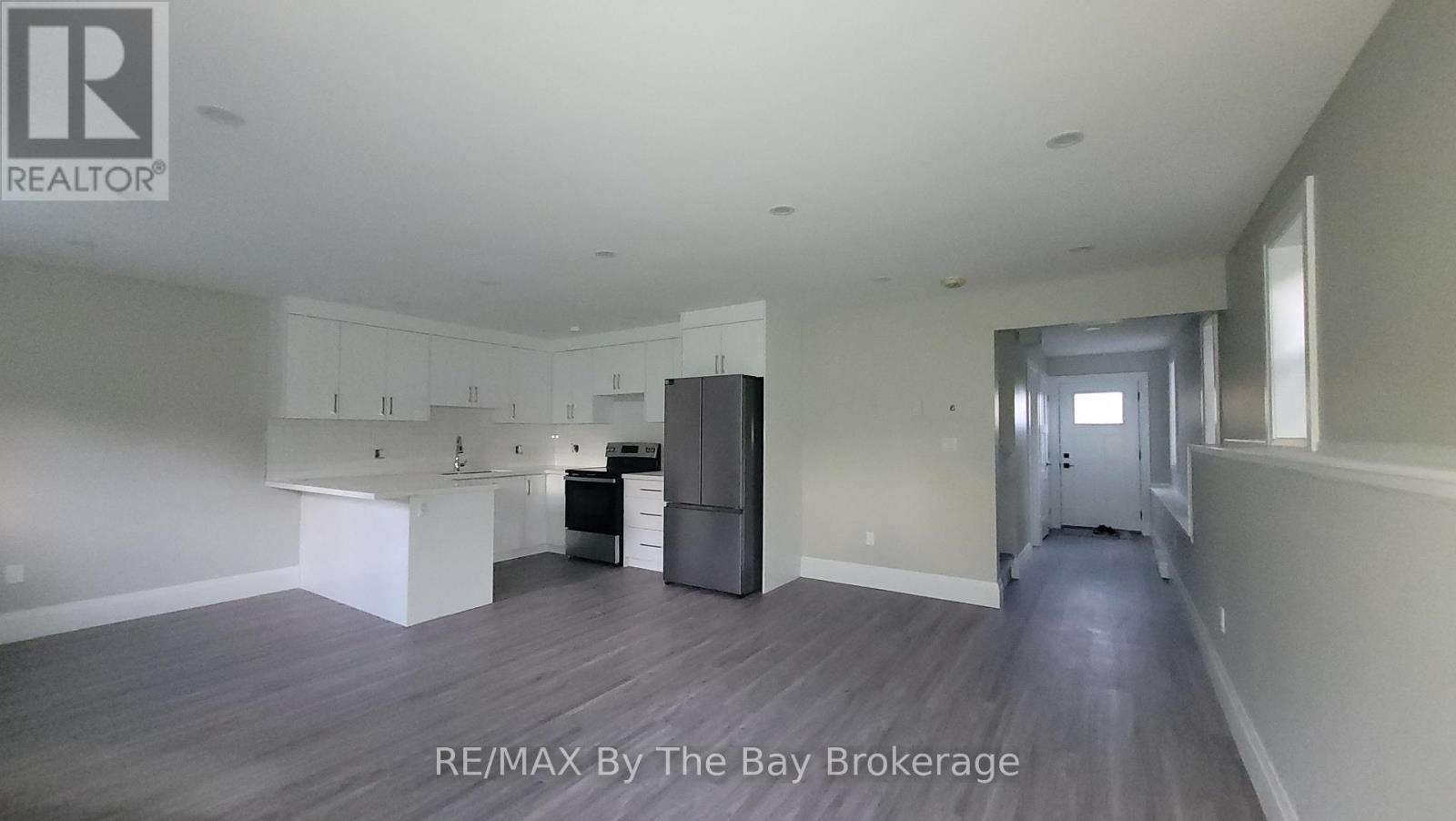 #1 - 436 5th Avenue Property Photo 8