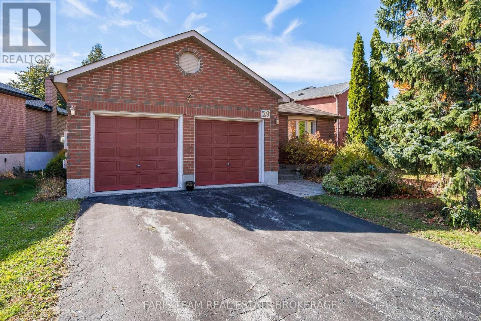29 FERGUSON DRIVE Property Photo 1