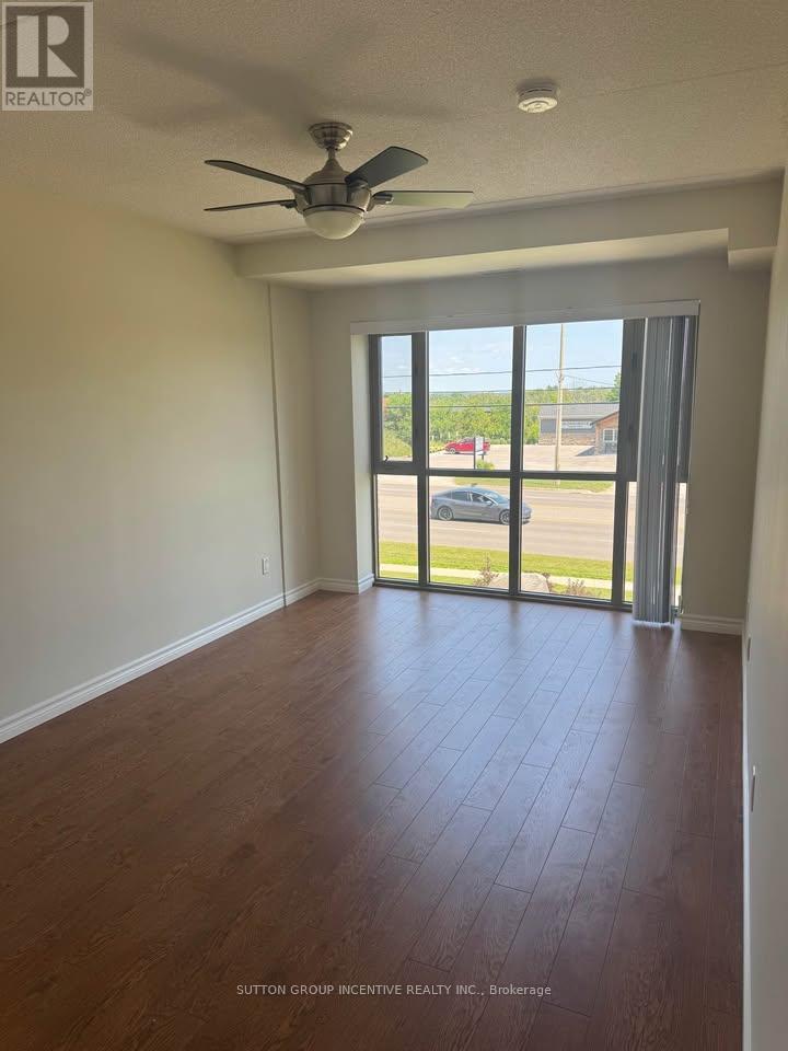 405 - 496 Yonge Street Property Photo 1