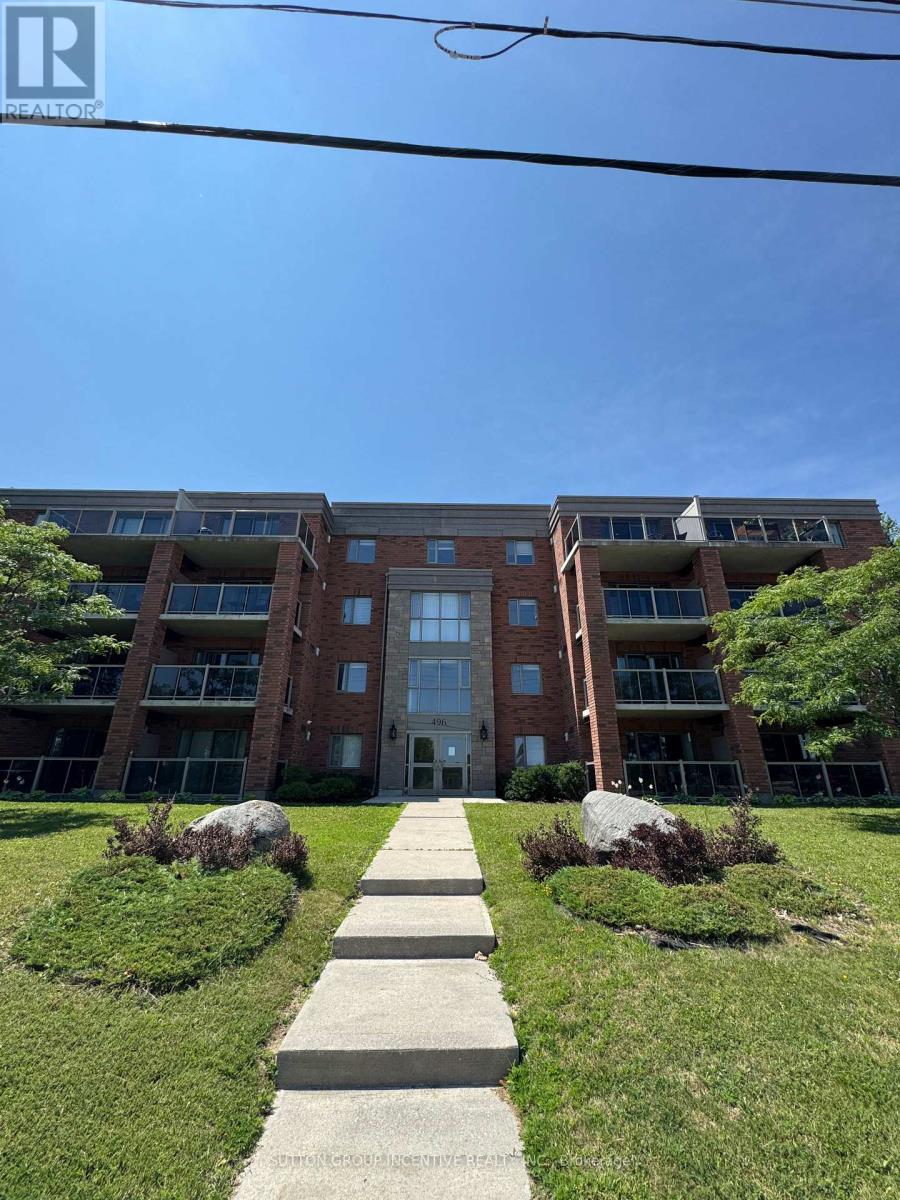 405 - 496 Yonge Street Property Photo 3