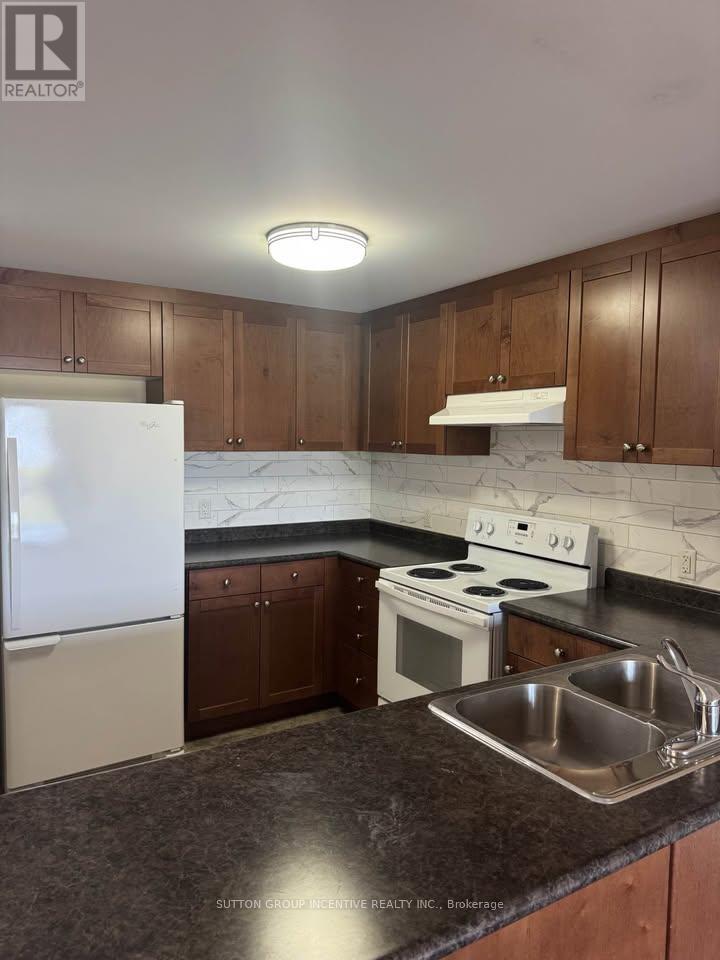 405 - 496 Yonge Street Property Photo 5